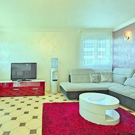 Apartment Viki By Briskva