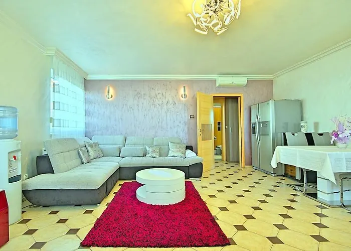 Viki By Briskva Апартаменти