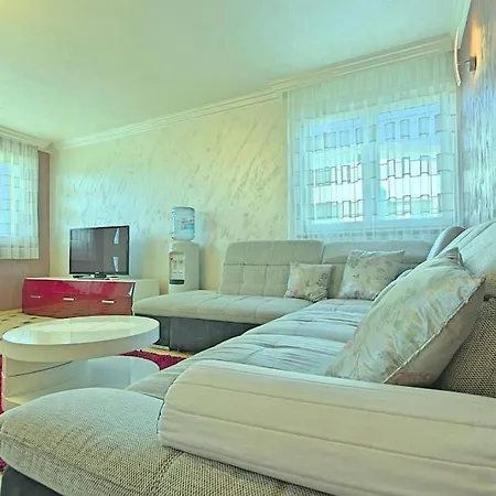 Viki By Briskva Poreč