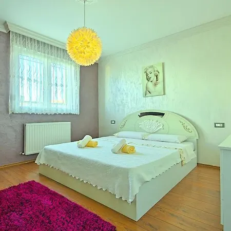 Viki By Briskva Poreč