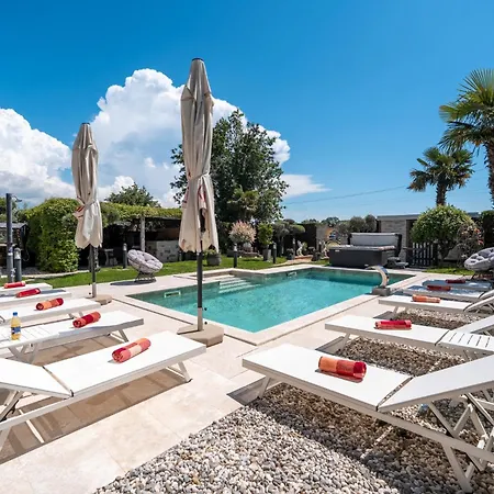 Viki By Briskva Apartmán